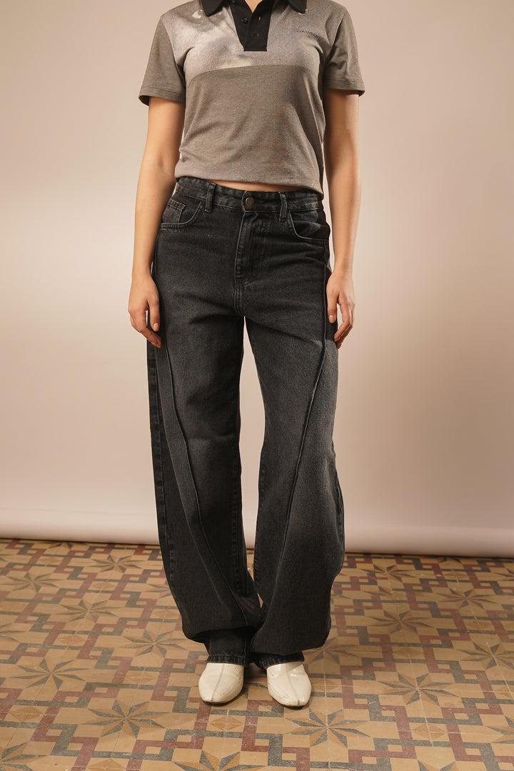 The Jagged Women's Jeans in Midnight Black