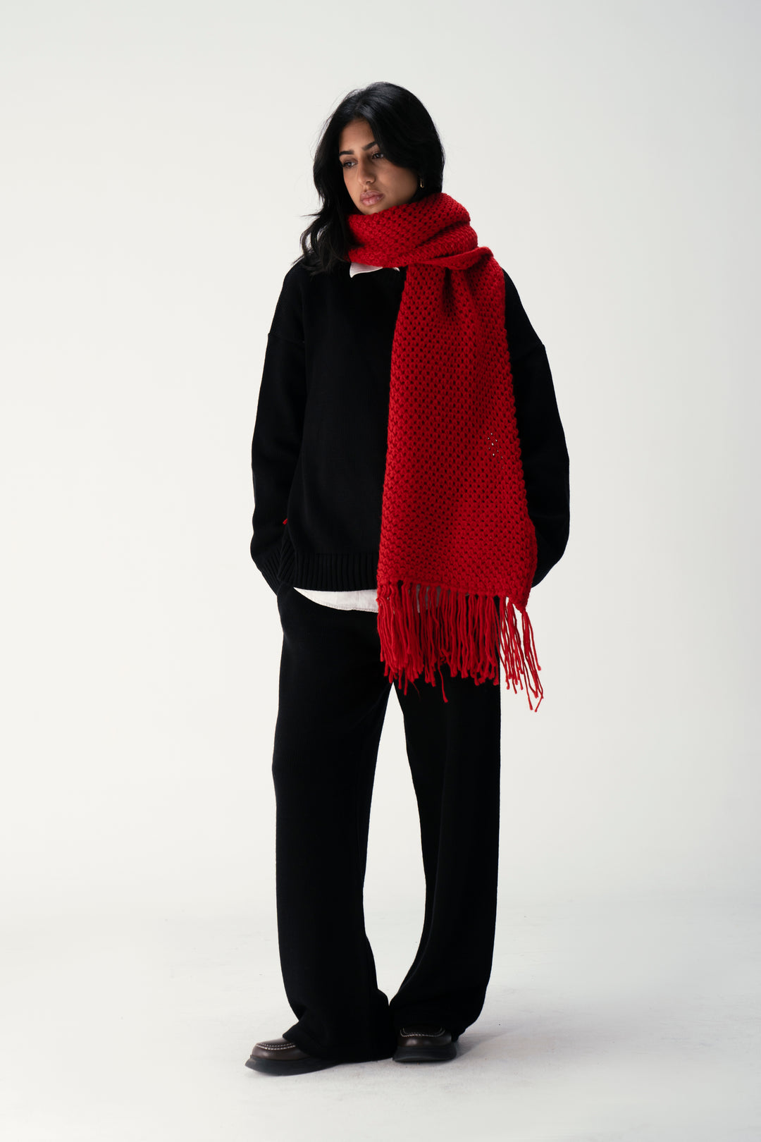 Rouge Knitted Scarf