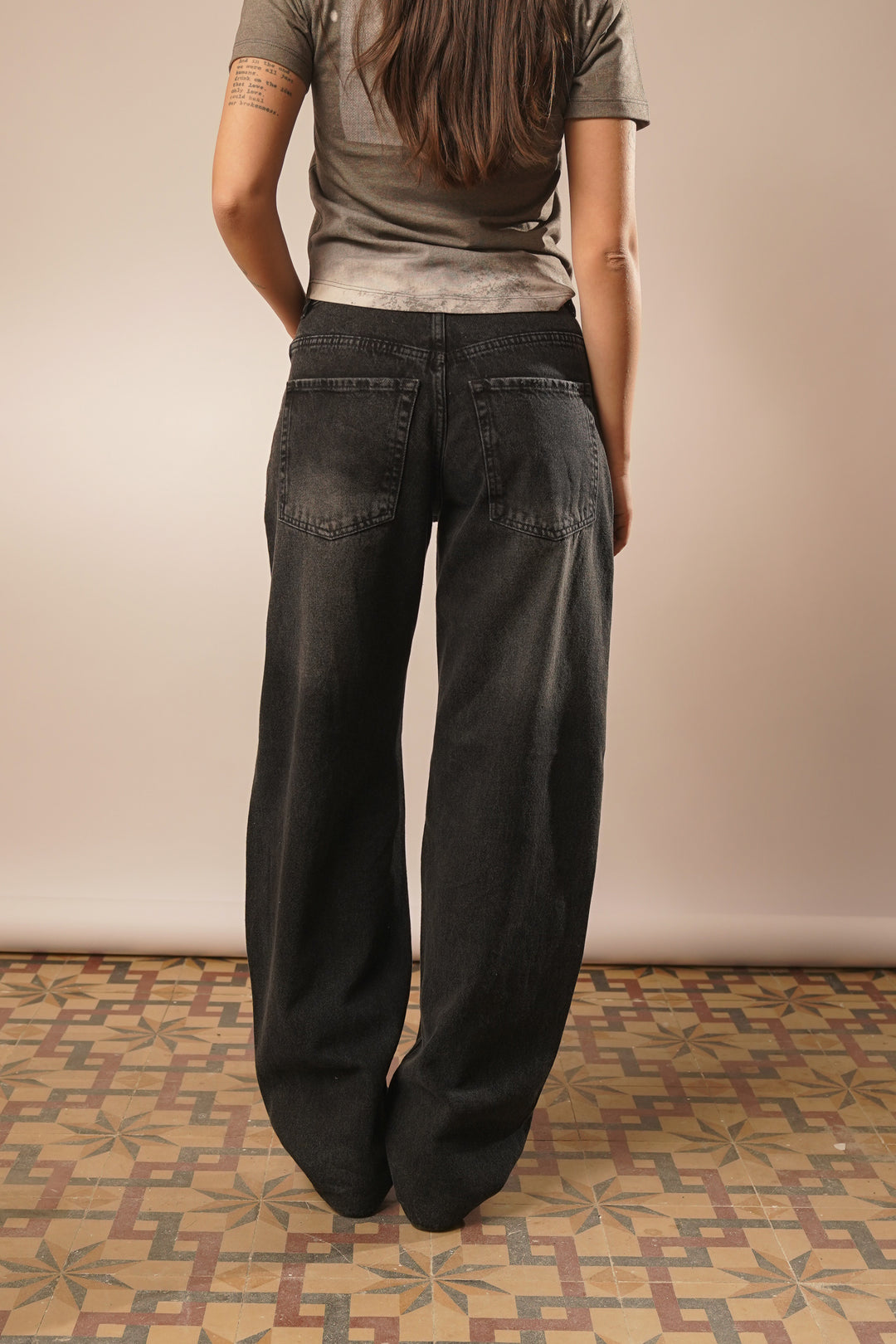 The Jagged Women's Jeans in Midnight Black